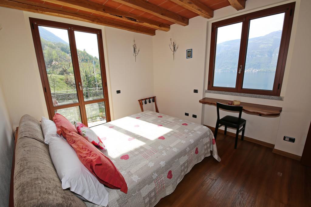 Apartments in Lezzeno Lake Como Buitenkant foto