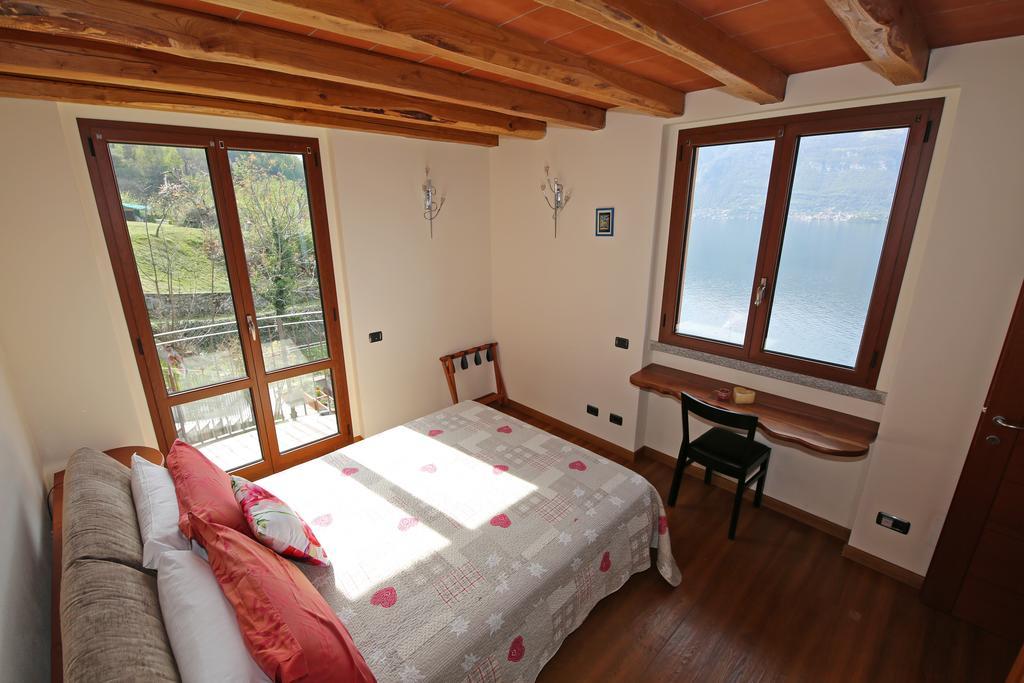 Apartments in Lezzeno Lake Como Buitenkant foto